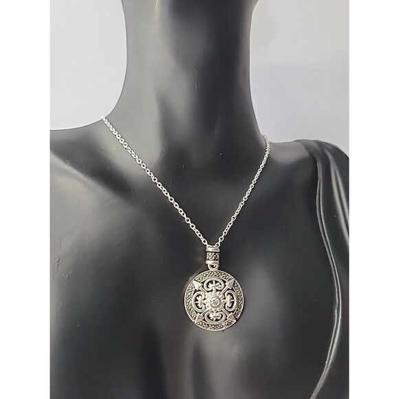 Vintage Necklace Chain Pendant Round Arrows Crystal Shield Jewelry Costume - Picture 4 of 10